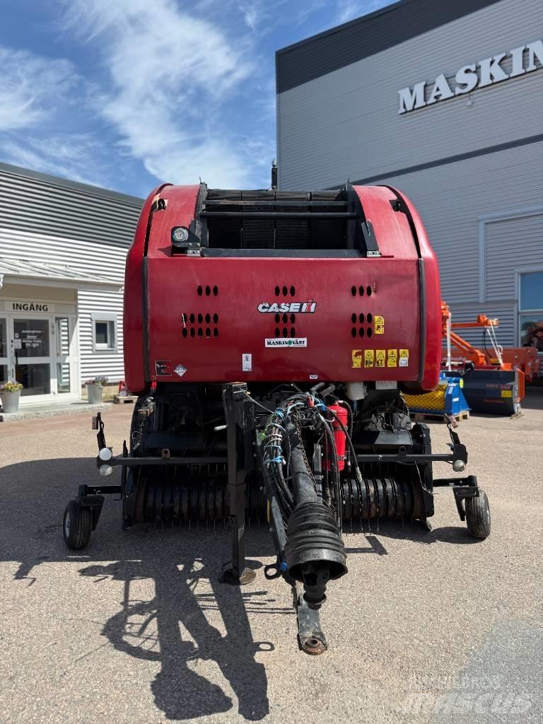 Case IH RB465 Press Рулонные пресс-подборщики