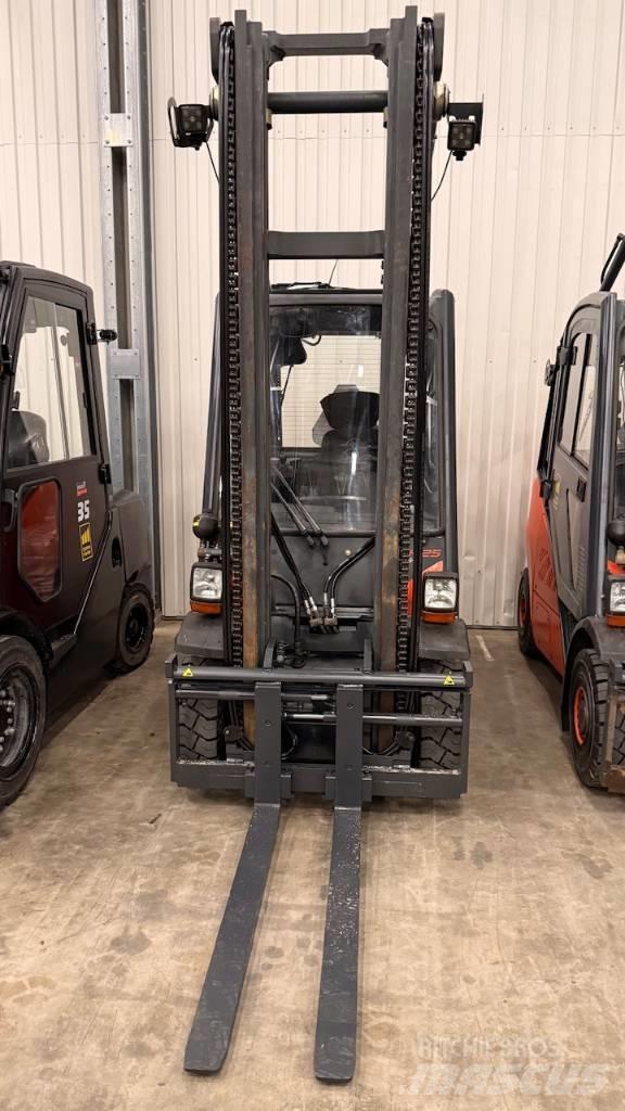 Linde H25D-02 Дизельные погрузчики
