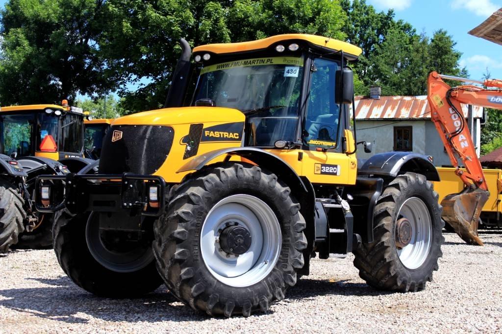 JCB Fastrac 3220-65 Трактора
