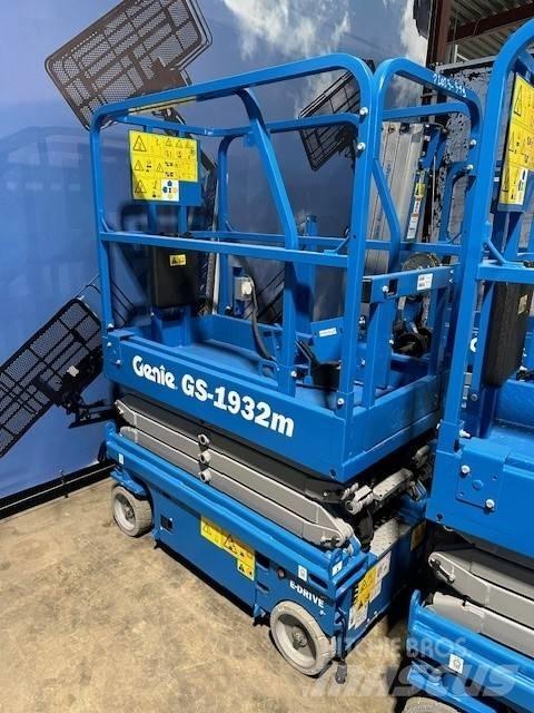 Genie GS1932m Ножничные подъемники