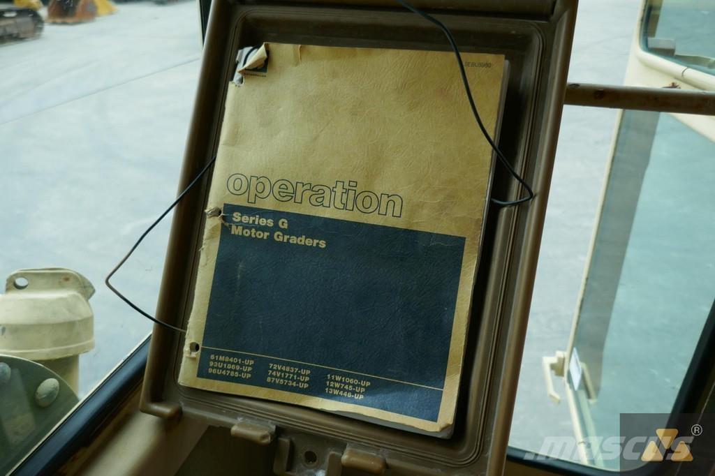 CAT 130G Ex-army Грейдеры