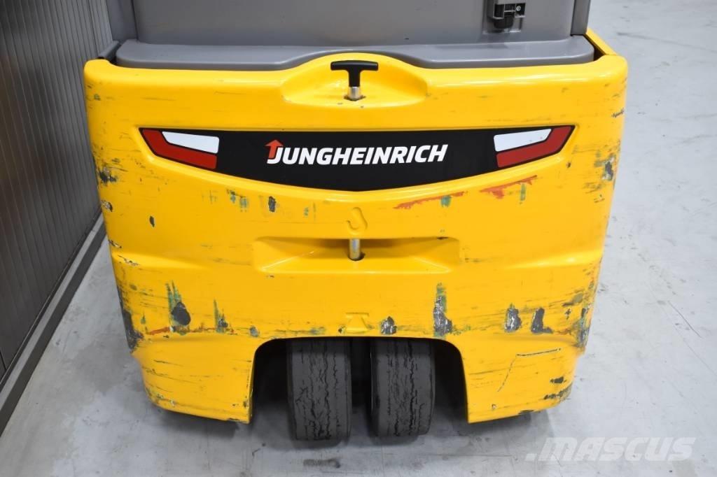 Jungheinrich EFG218 Электропогрузчики