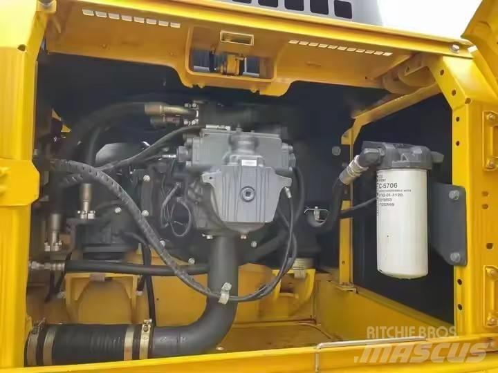 Komatsu PC360 Гусеничные экскаваторы