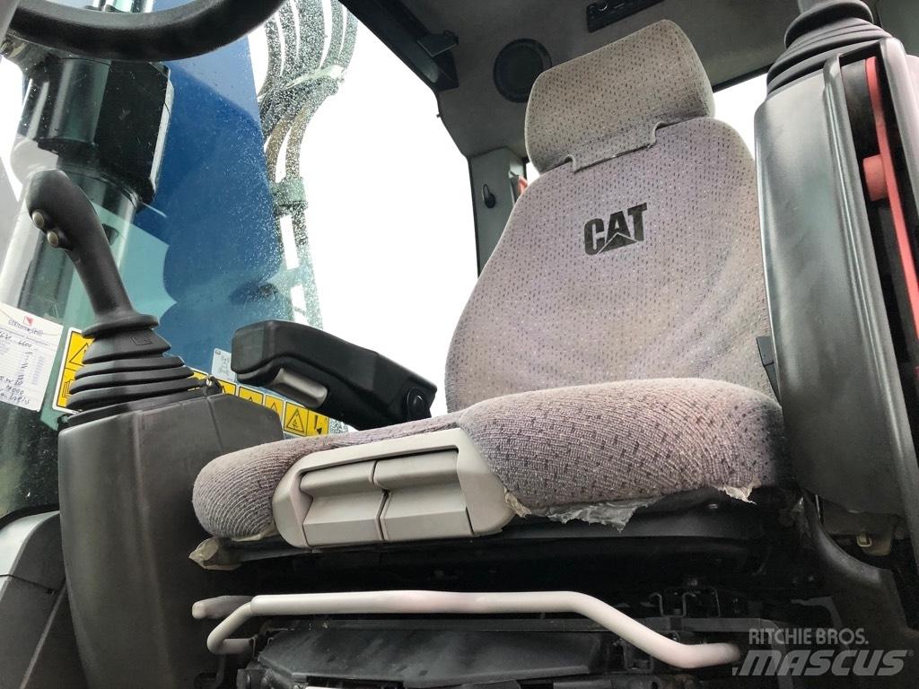 CAT M318F Колёсные экскаваторы