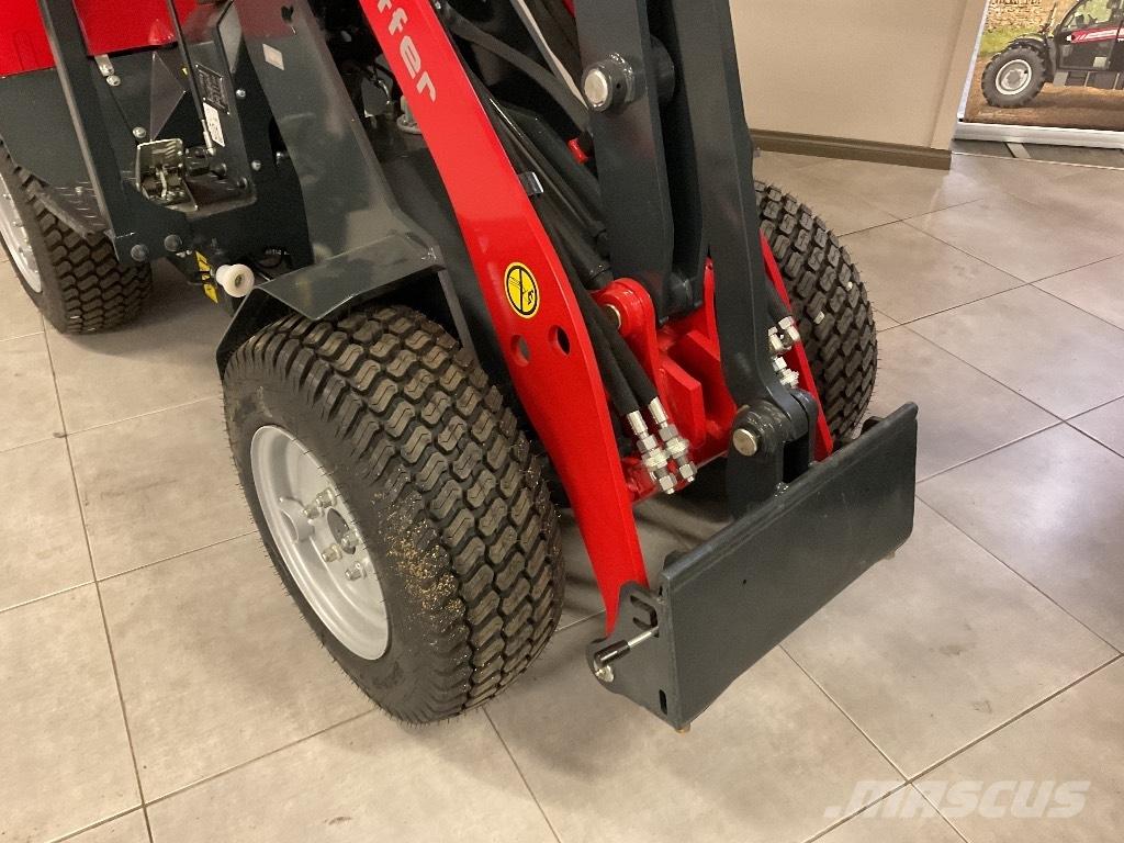 Schäffer 1622 FE Многофункциональные сельскохозяйственные погрузчики