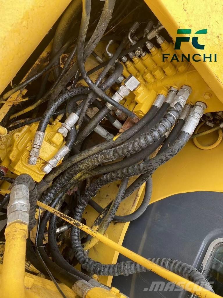 Komatsu PC 120 Гусеничные экскаваторы