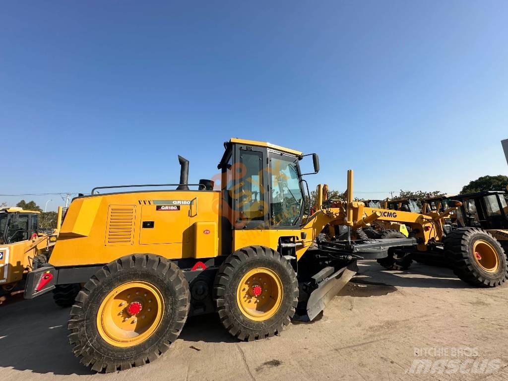 XCMG GR 180 Грейдеры