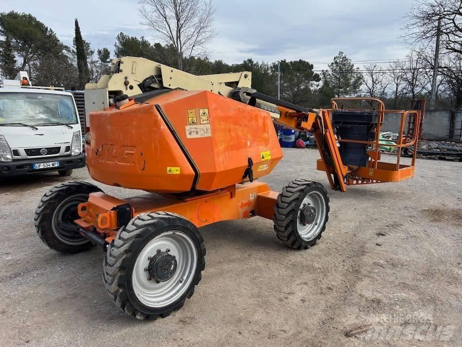 JLG 340 AJ Коленчатые подъемники