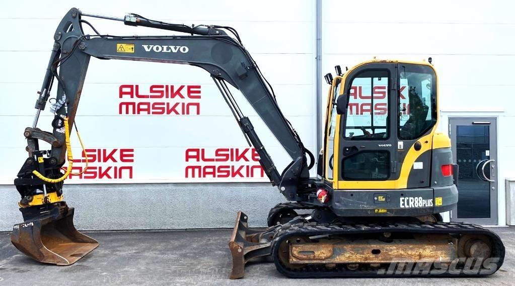 Volvo ECR 88 Малые экскаваторы 7т-12т