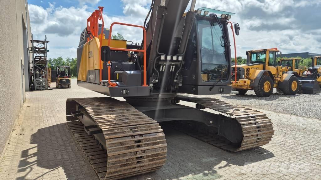 Volvo EC 250 EL Гусеничные экскаваторы