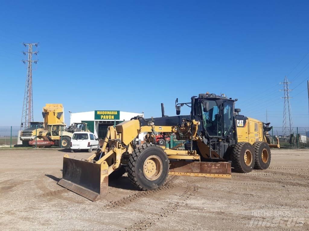 CAT 120 M 2 Грейдеры