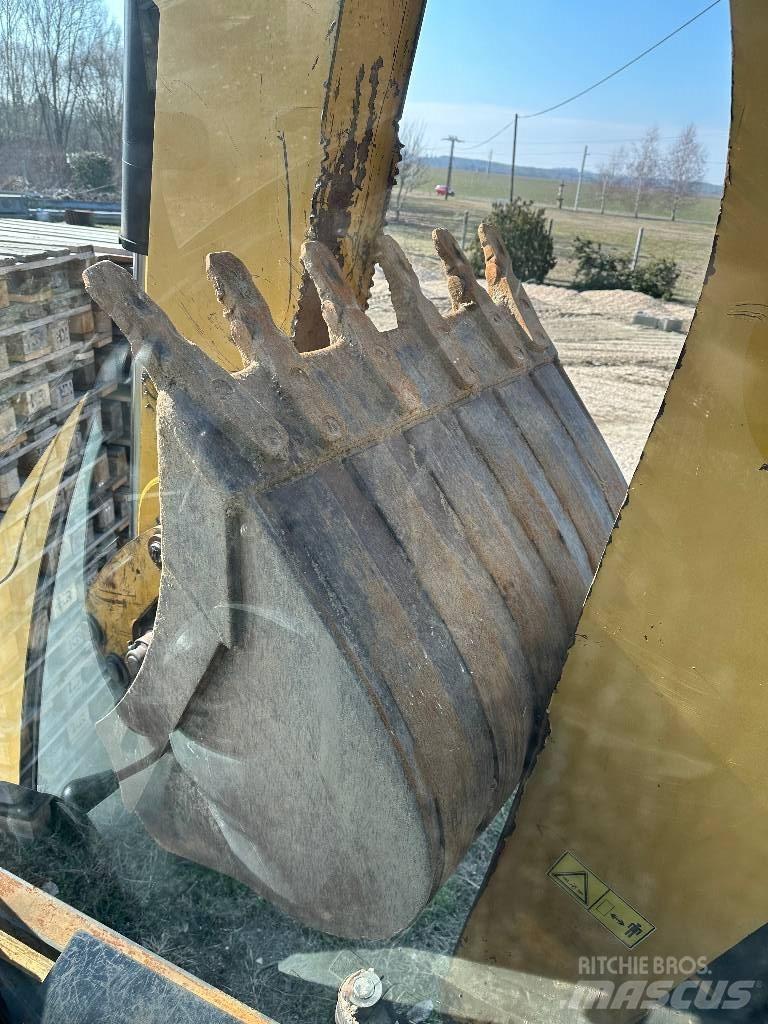 CAT 442E Экскаваторы-погрузчики