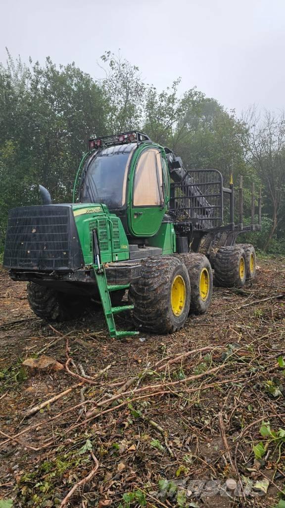 John Deere 1110 E Форвардеры