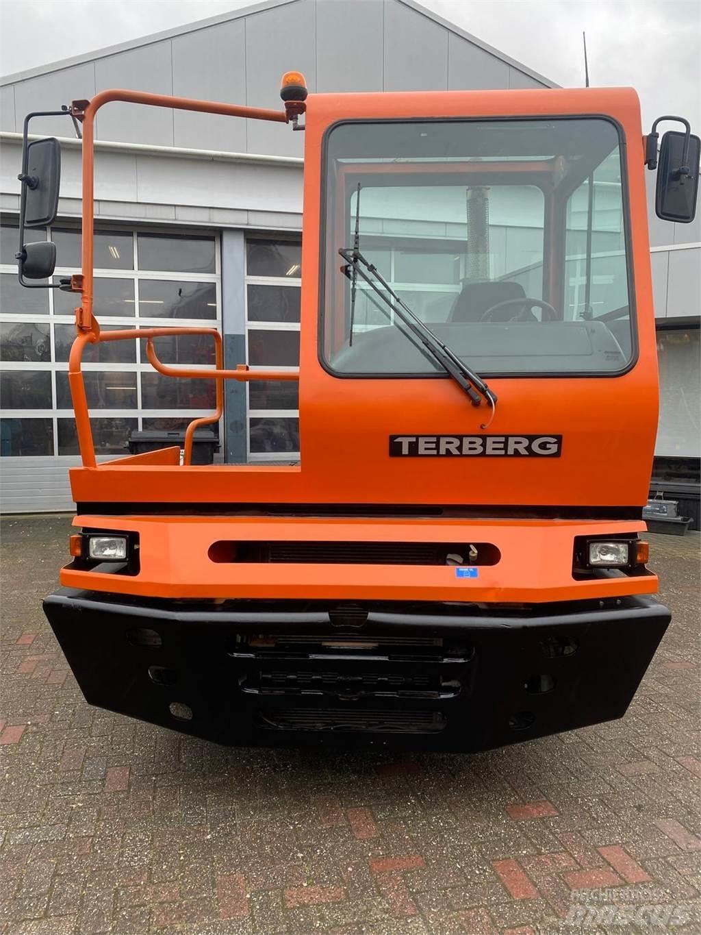 Terberg YT182 Терминальные тягачи