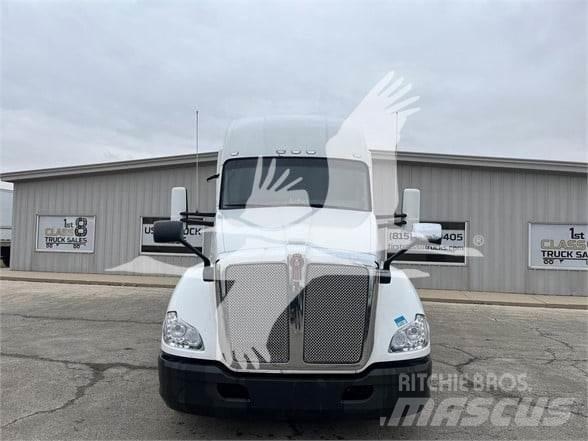 Kenworth T680 Седельные тягачи