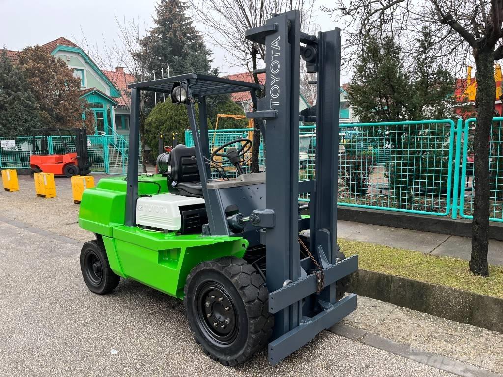 Toyota 3FG45 V-3446 Газовые погрузчики