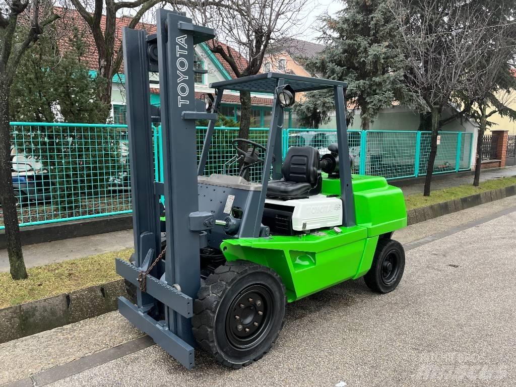 Toyota 3FG45 V-3446 Газовые погрузчики