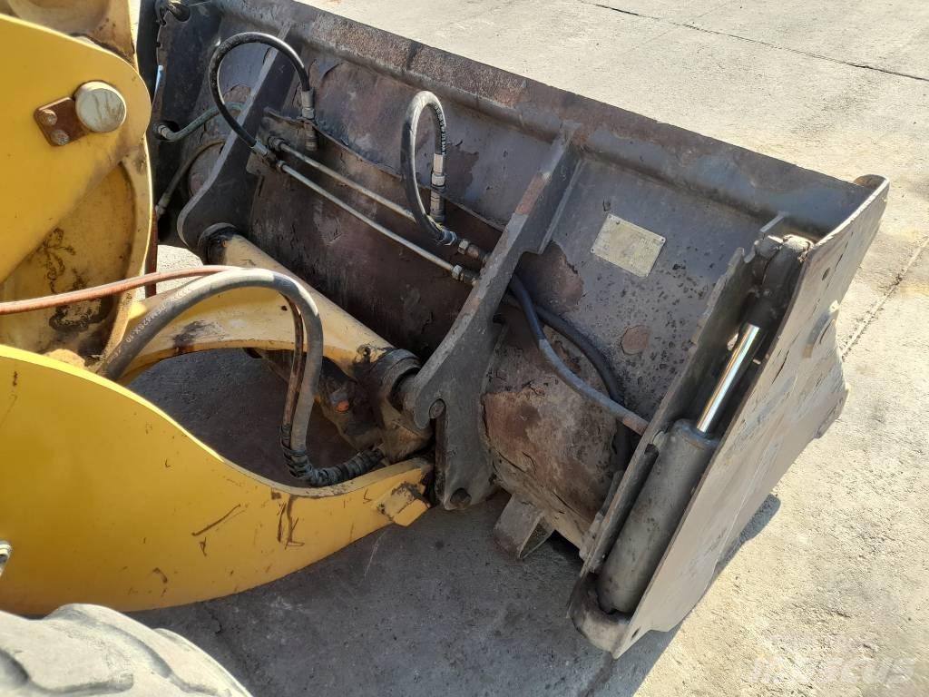 CAT 908 H 2 Фронтальные погрузчики
