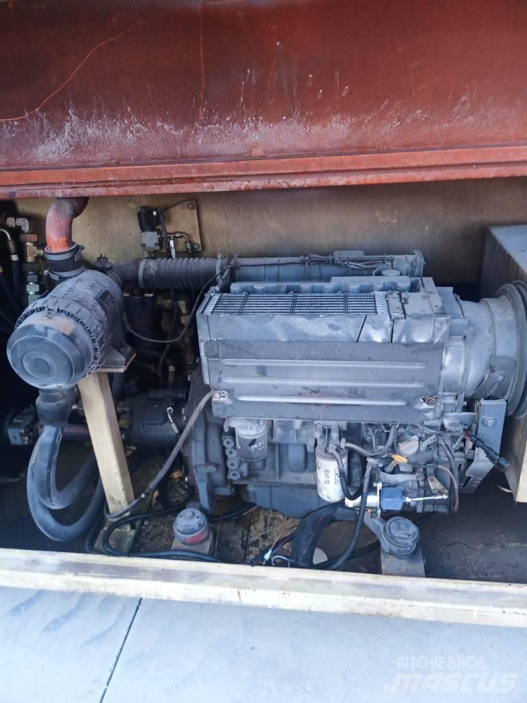JLG 245-25 Ножничные подъемники