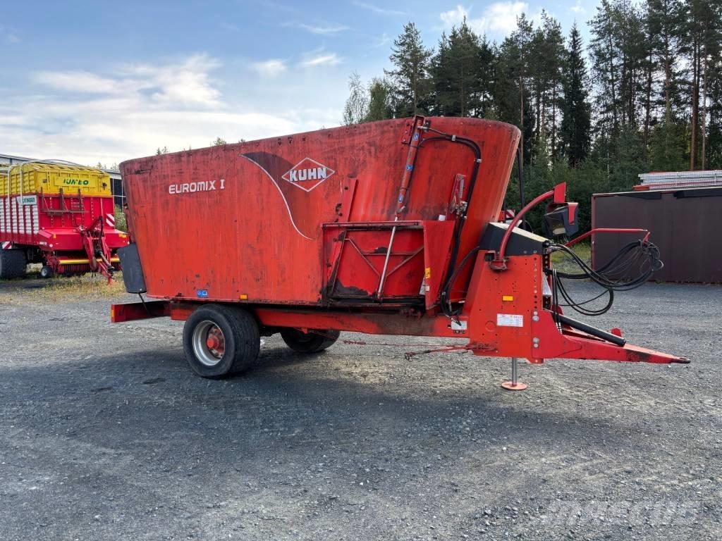 Kuhn EuroMix I Кормораздатчики