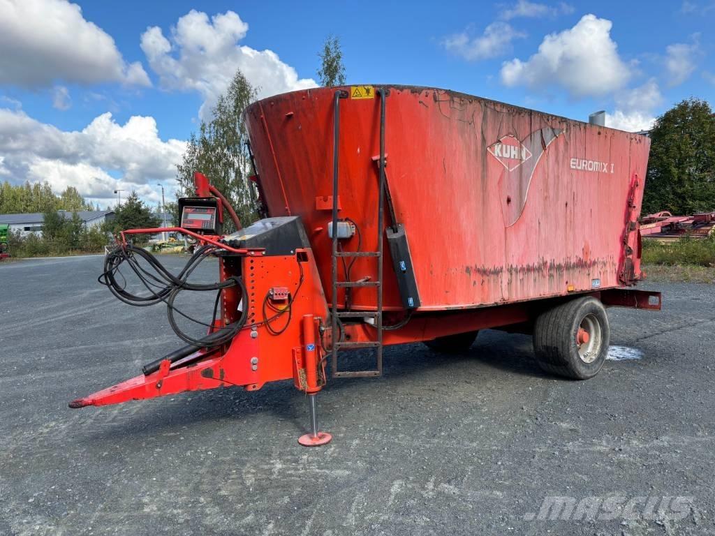 Kuhn EuroMix I Кормораздатчики