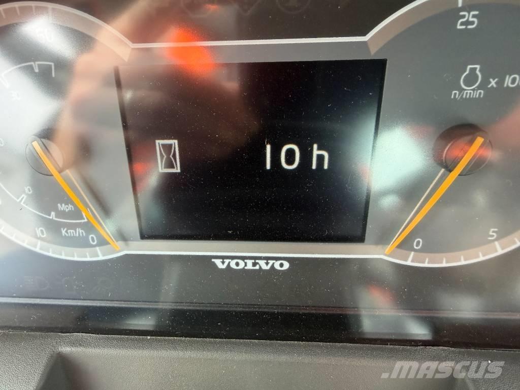 Volvo L 120 H Фронтальные погрузчики