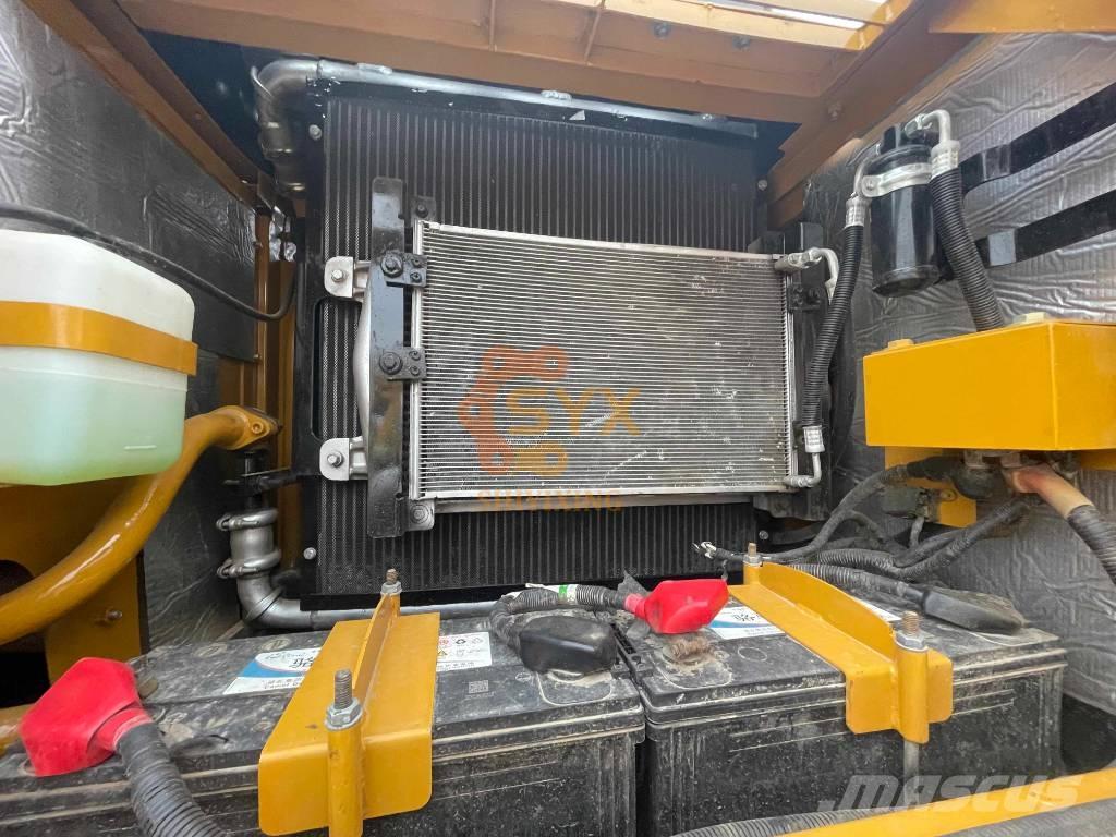 Sany SY 215 C Гусеничные экскаваторы