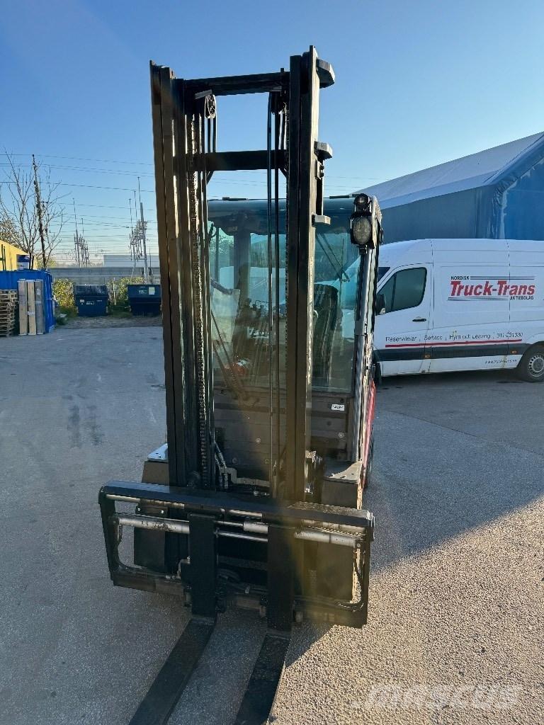 Toyota 02-8FDF25 Дизельные погрузчики