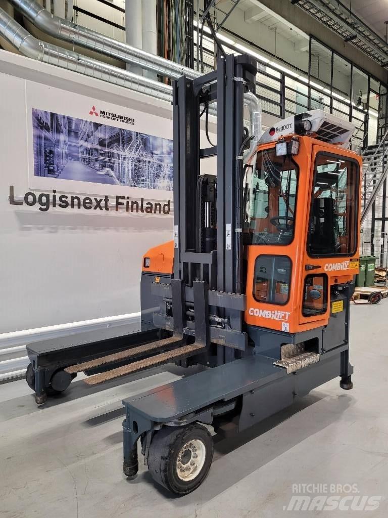 Combilift C 4000 4-x ходовые ричтраки