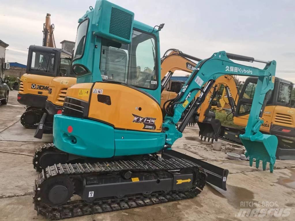 Kubota KX 135 Гусеничные экскаваторы