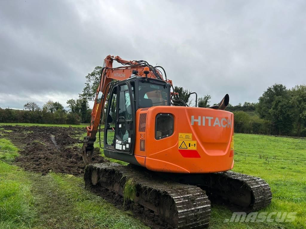 Hitachi ZX135-5 Гусеничные экскаваторы