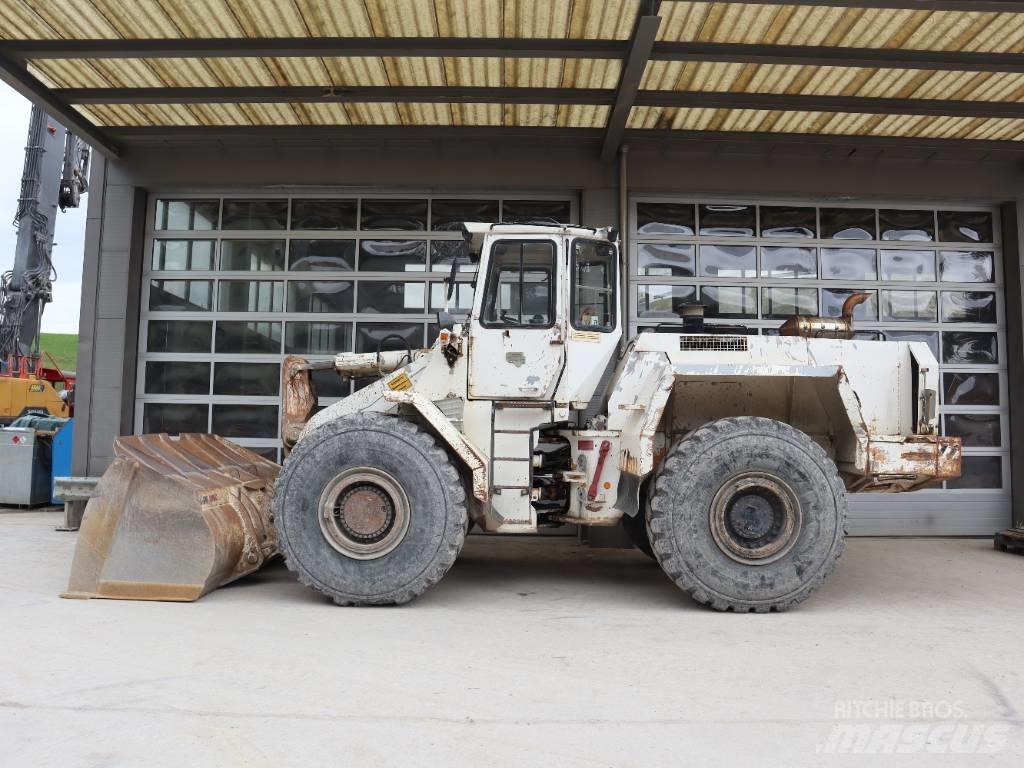 Liebherr L 551 Фронтальные погрузчики
