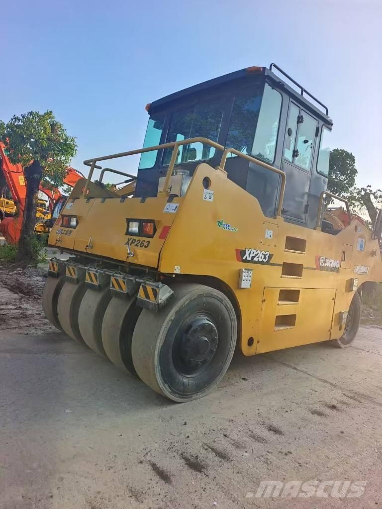 XCMG XP 263 Пневматические катки