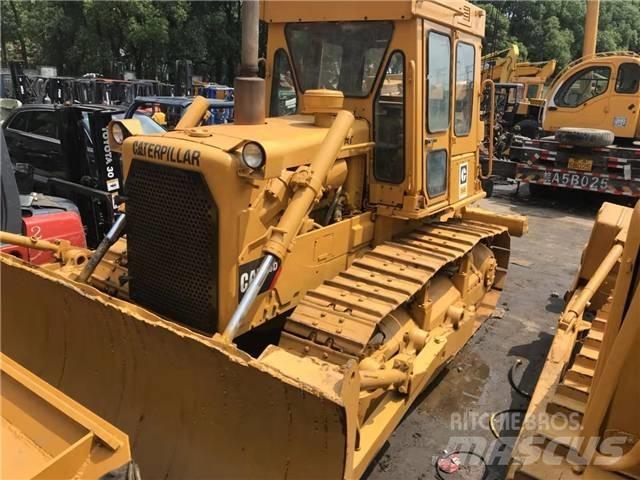 CAT D6D Гусеничные бульдозеры