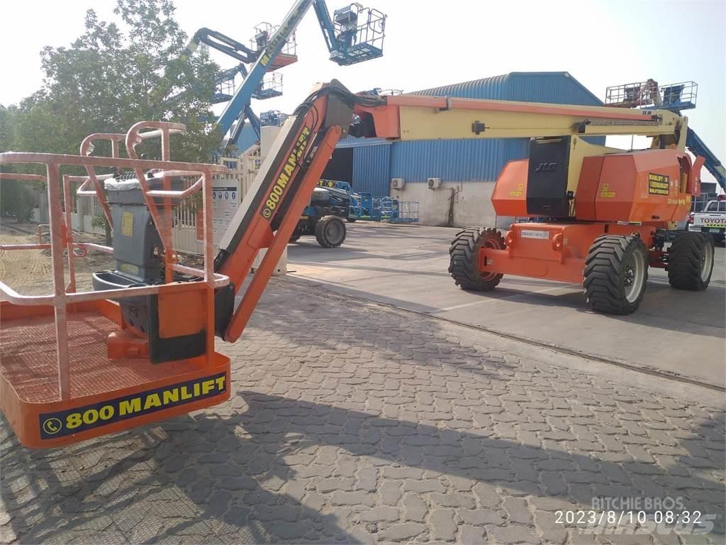 JLG 800AJ Коленчатые подъемники