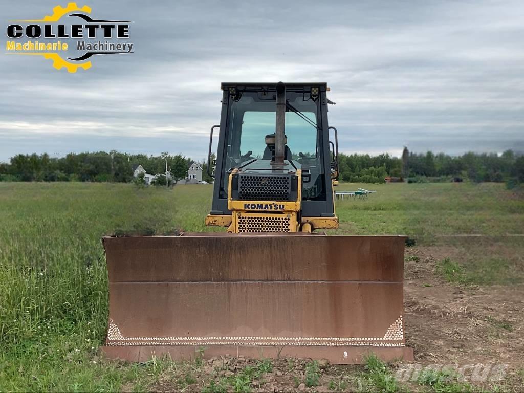 Komatsu D 39 EX-21 A Гусеничные бульдозеры
