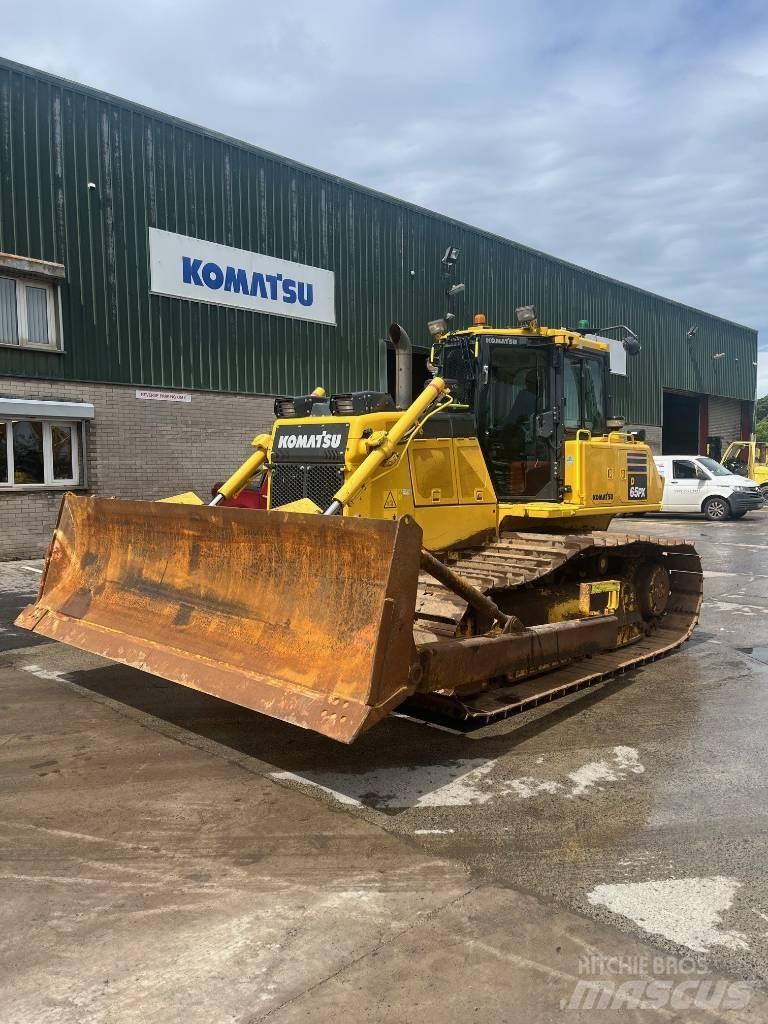 Komatsu D65PX-18E0 Гусеничные бульдозеры