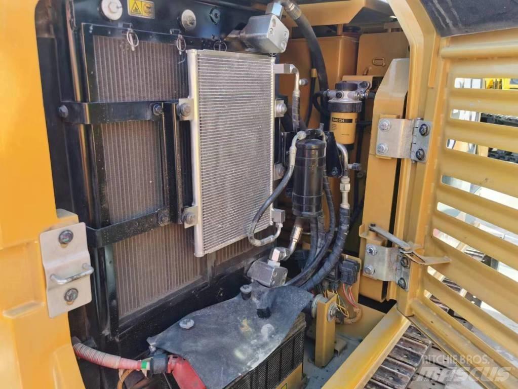 CAT 305.5E2 Гусеничные экскаваторы