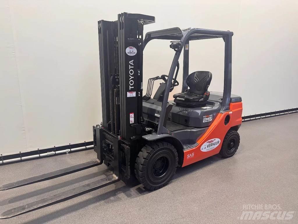 Toyota 52-8 FDF 25 Дизельные погрузчики
