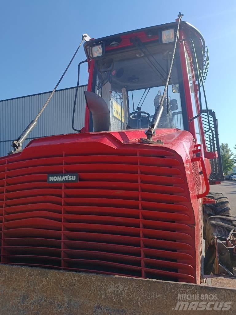 Komatsu KOMATSU 845 Форвардеры