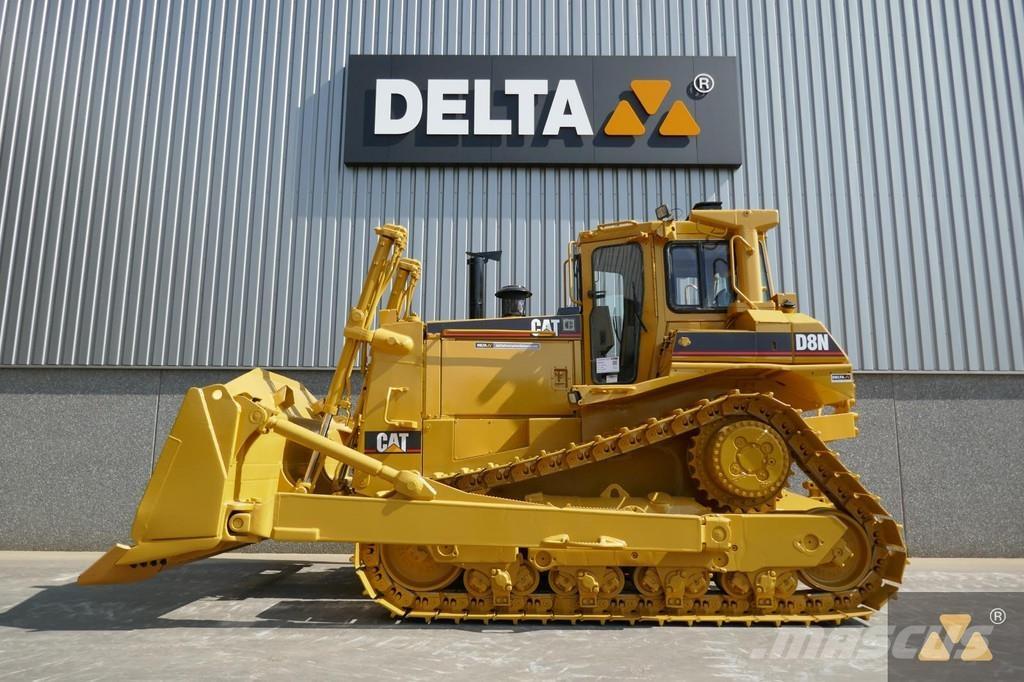 CAT D8N Гусеничные бульдозеры