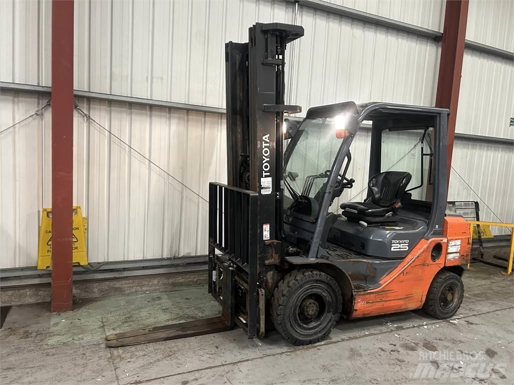 Toyota 02-8FDF25 Дизельные погрузчики
