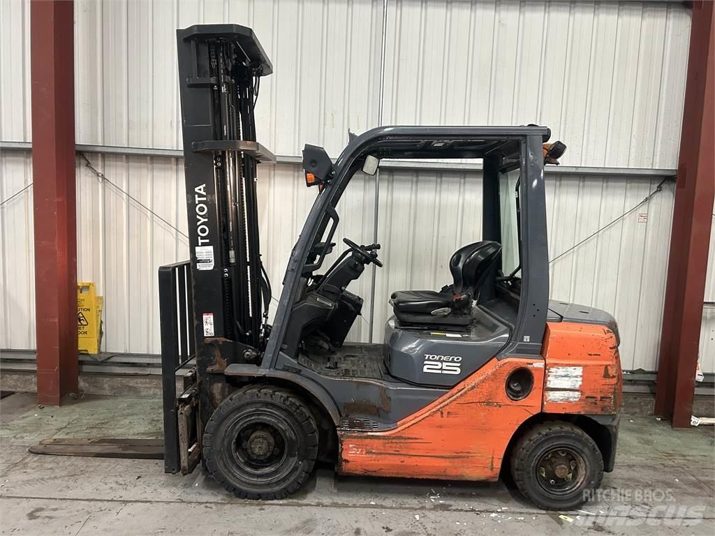 Toyota 02-8FDF25 Дизельные погрузчики