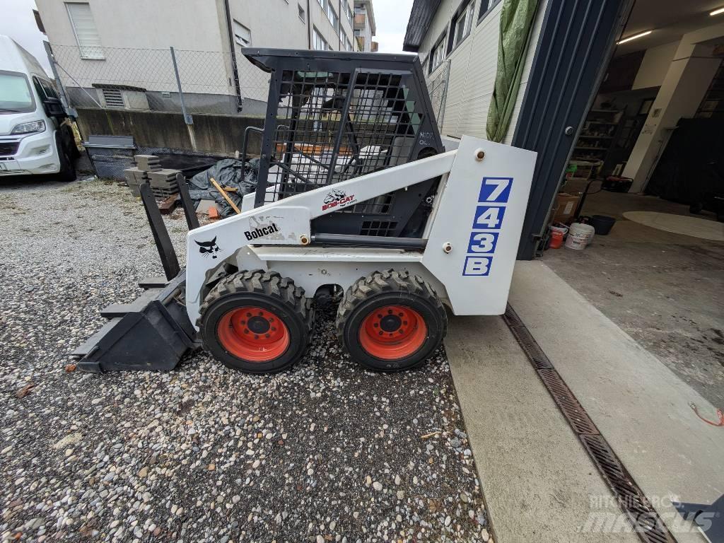 Bobcat 743 B Мини-погрузчики