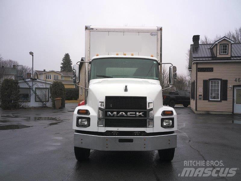Mack MD 6 Специальные грузовики