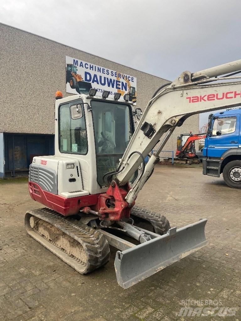 Takeuchi TB 235 Мини-экскаваторы