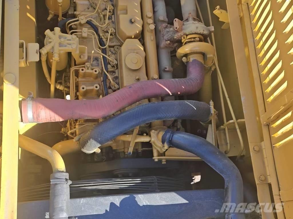 CAT 320 Гусеничные экскаваторы