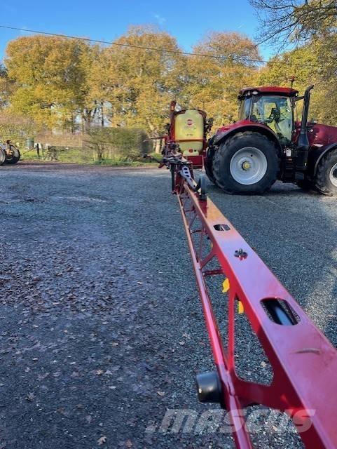 Hardi MASTER PLUS Навесные опрыскиватели