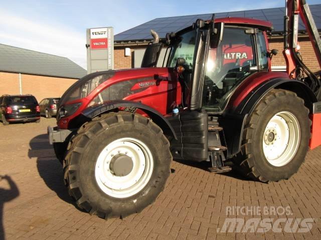 Valtra T174 VERSU Трактора