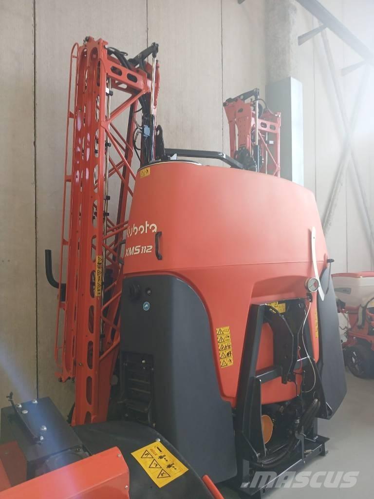 Kubota XMS112 Навесные опрыскиватели